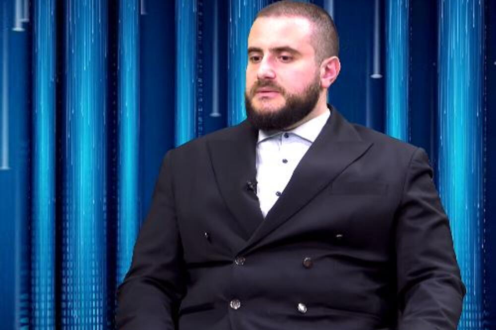 Nezgoda u Novom Pazaru: Usame Zukorlić udario u policijski automobil