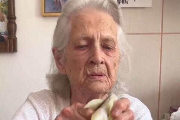 BAKA DRAGICA JE NAJSTARIJI STANOVNIK SOKOBANJE, IMA 99 GODINA: Pokazala je kako SPREMA SARME, domaćice joj ZAVIDE