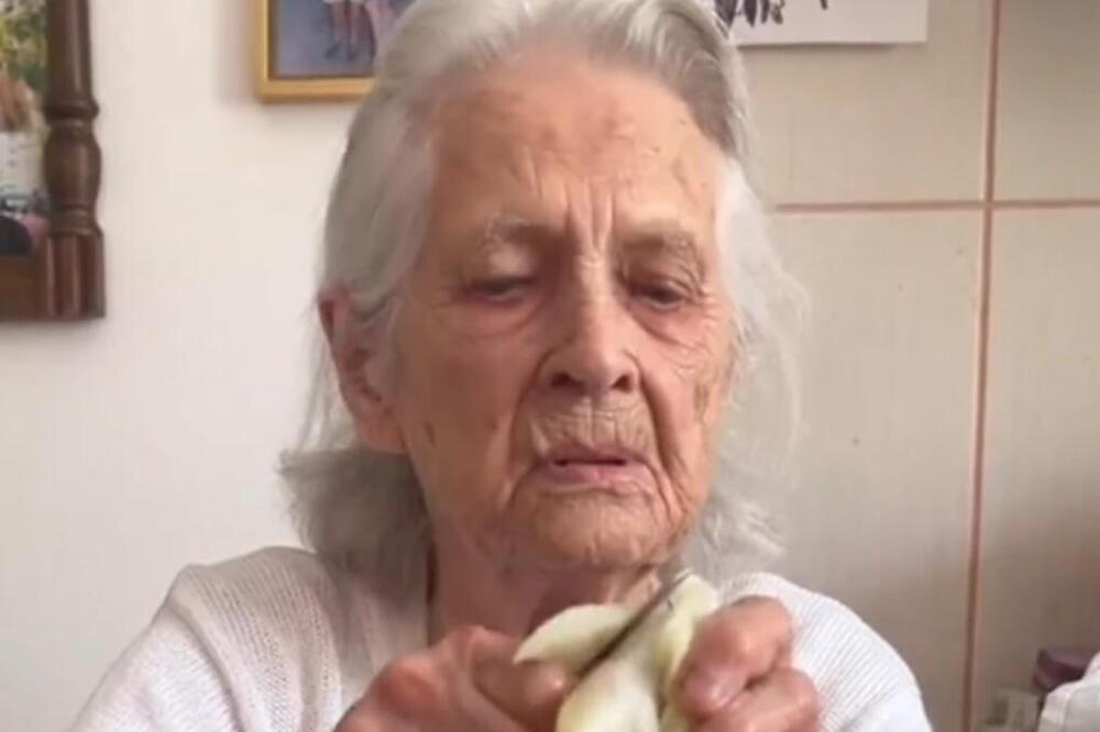 BAKA DRAGICA JE NAJSTARIJI STANOVNIK SOKOBANJE, IMA 99 GODINA: Pokazala je kako SPREMA SARME, domaćice joj ZAVIDE
