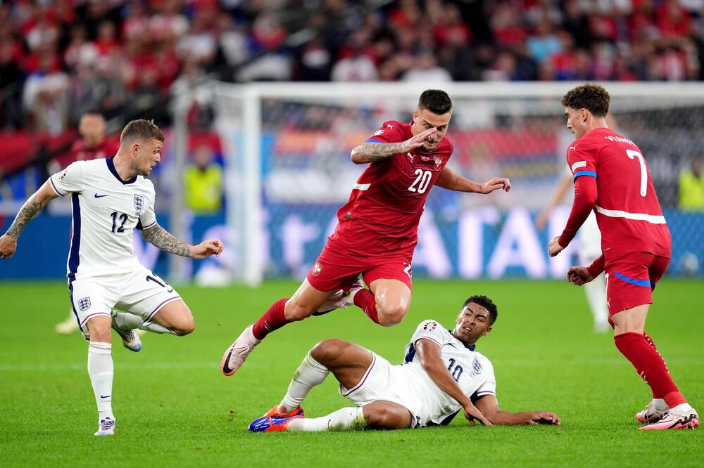 SKANDAL! Pokazao onu stvar, svi su u šoku!