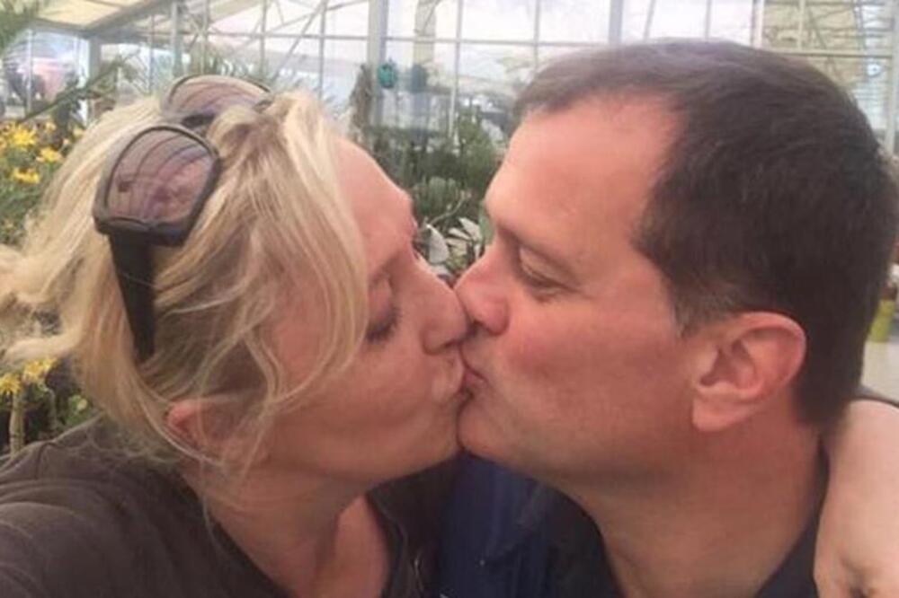 KO JE MUŽ MARIN LE PEN? Zajedno su već 15 GODINA, bili su u CENTRU SKANDALA (FOTO)