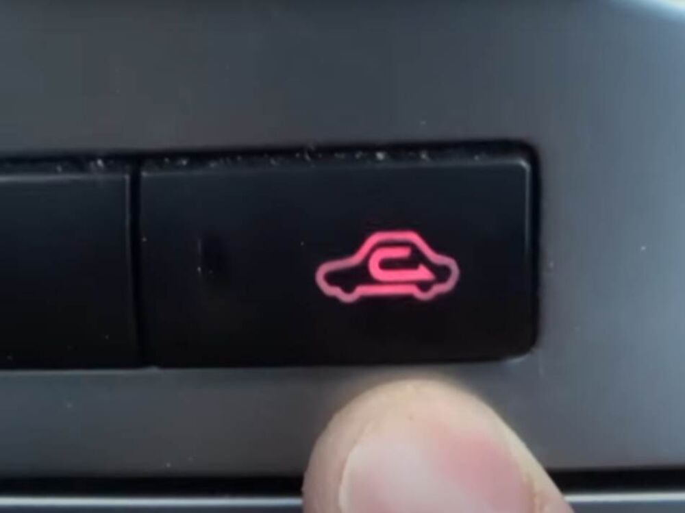 Dugme za rashlađivanje, Auto