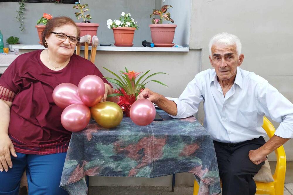 KOJI JE RECEPT ZA DUGOVEČAN BRAK? Rada i Radiša proslavili ZLATNU SVADBU, razvod ne postoji u njihovom rečniku!