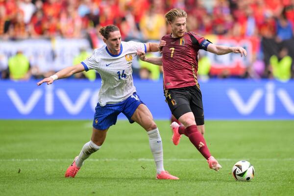 FRANCUSKA U ČETVRTFINALU: GOL ''TRIKOLORA'' U SAMOM FINIŠU MEČA, SRUŠIO BELGIJANCE!