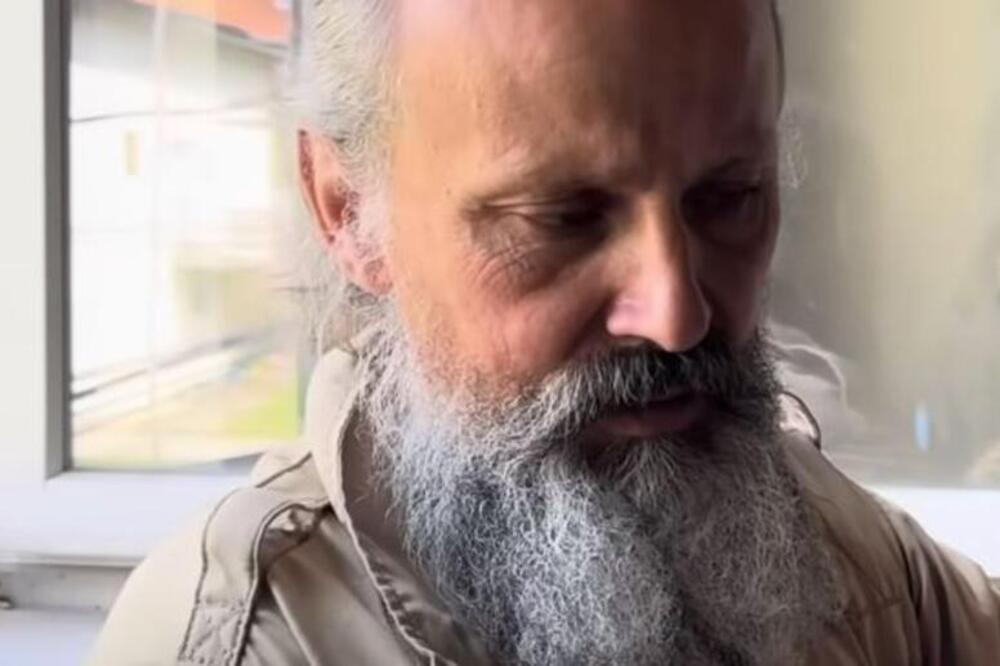 Transformacija veka! Bivši robijaš se obrijao i ošišao, pa postao drugi čovek! Ni ćerka ne može da ga prepozna