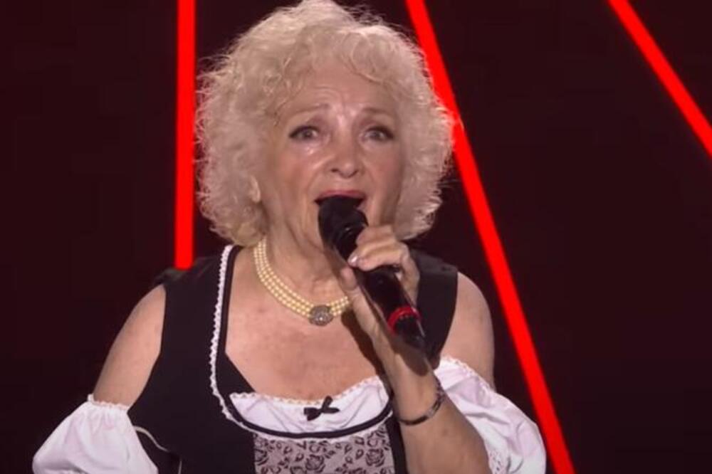 DA LI JE MOGUĆE DA SU JE ZBOG OVOG ODBILI ZA VIZU? Pevačica iznela detalje koji su mnoge frapirali, dogodilo se ovo