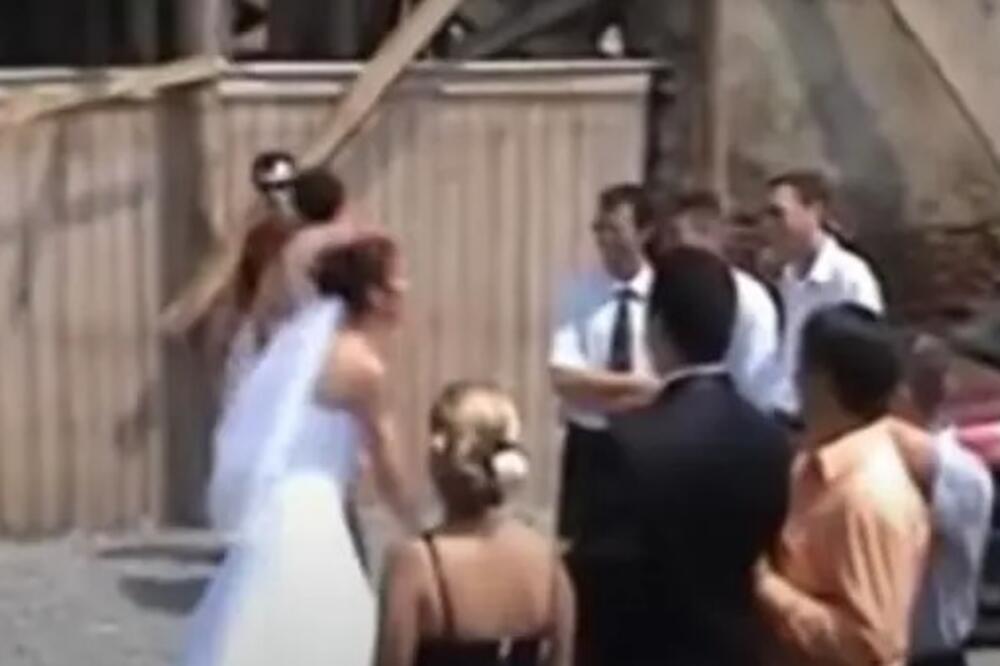 Pijani gosti i mlade koje padaju u nesvest: Ovaj snimak deli se svuda, odmah proverite i zbog čega (VIDEO)