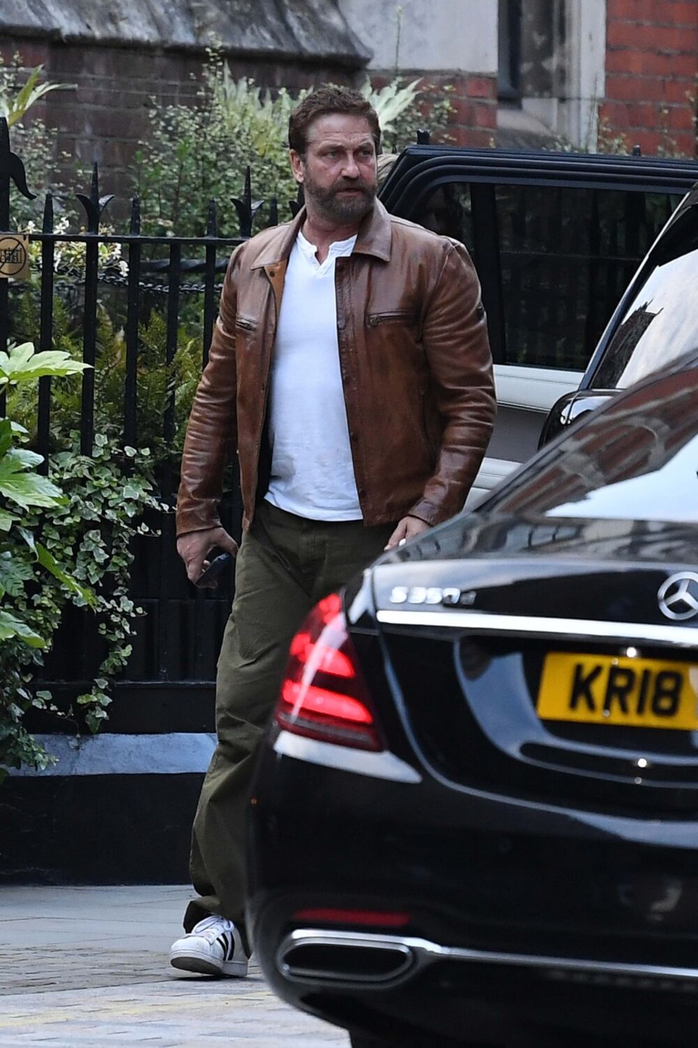 On je pre Peni bio u devetogodišnjoj vezi s dizajnerkom enterijera Morgan Braun