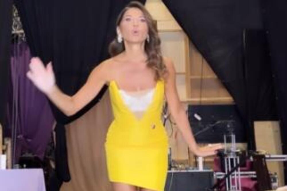 BUJNE GRUDI U PRVOM PLANU: Sanja Marinković zaludela muški rod provokativnim stajlingom, nije za maloletne