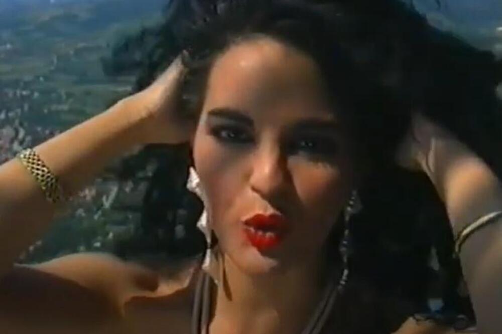 BILA JE BOG I BATINA NA ESTRADI, A ONDA JE OTIŠLA U ILEGALU! Sad se pojavila i šokirala celu Srbiju