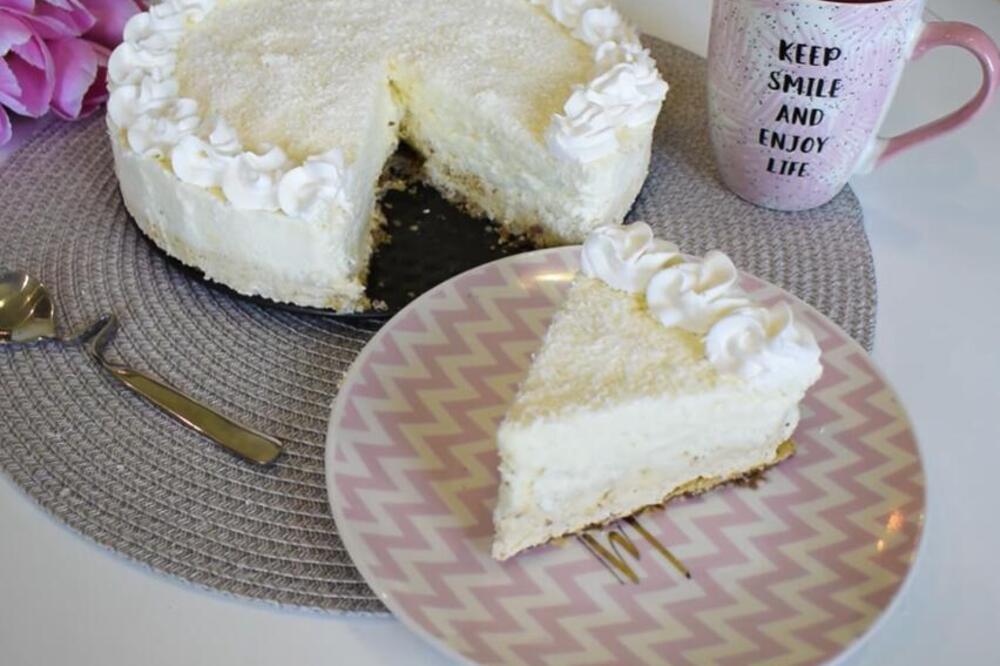 Jeftina posna KOKOS torta na vodi za štedljive domaćice: Svaki zalogaj je priča za sebe - stari recept za desetku