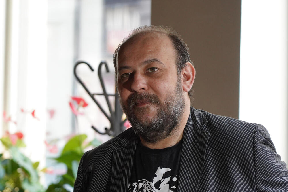 Velika tuga u domu našeg čuvenog glumca: Porodica se oprašta