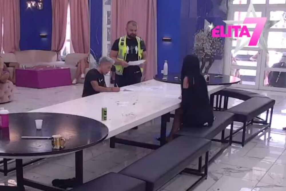 Matora i Anita potpisale papire za razvod