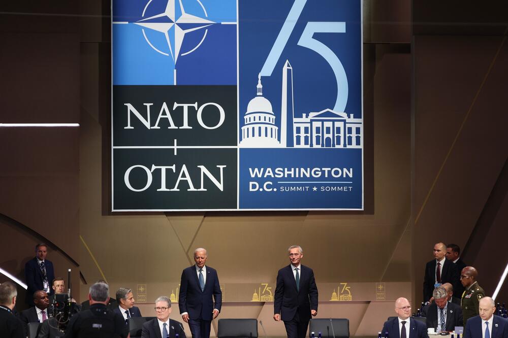 Haos u našem komšiluku: Uhapšeno šest osoba zbog izdaje, osumnjičeni da su sa Rusima pregovarali o izlasku iz NATO!