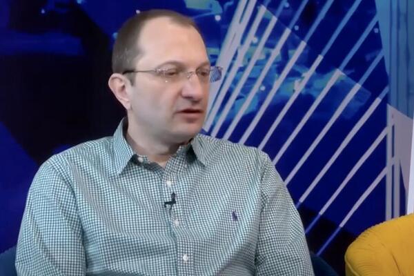 OVO JE PRVI SIGNAL DA SA SRCEM NEŠTO NIJE U REDU! Doktor Đenić upozorio Srbe, dva puta nedeljno treba da radite TO!