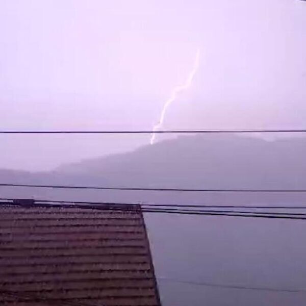 Počeo je potop! Ovi delovi Srbije prvi na udaru, a onda će pljuštati u celoj zemlji, nevreme će biti RAZORNO