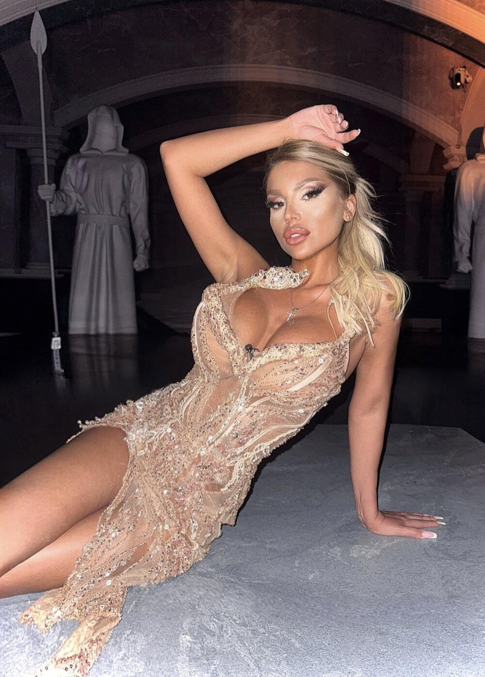 ŠOPIĆKA SE UDAJE? Ljubav odavno drži pod ključem: Zašto voditeljka Pinka krije muškarca kao najveću tajnu?