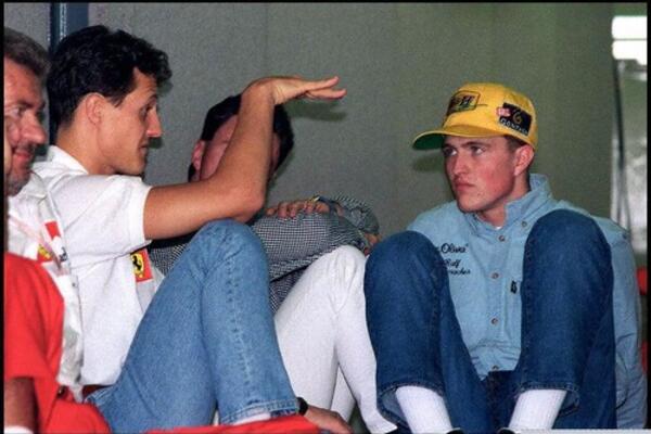 Da li znate koliko je visok Ralf Šumaher? Ovde se samo Mbape ne bi čudio