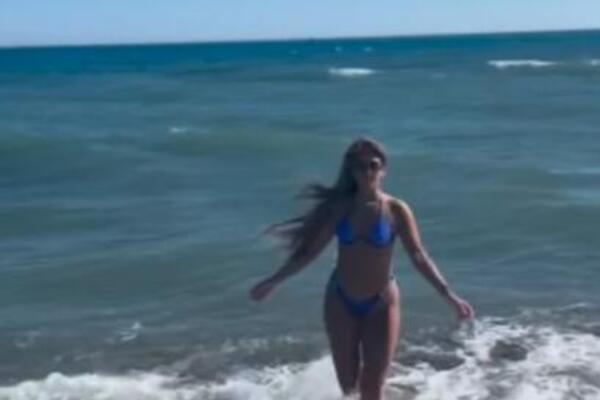 BIVŠA ŽENA NENADA ALKSIĆA ŠA ZAPALILA MREŽE: Vanja pokazala čime raspolaže, muškarci odlepili za njenim oblinama