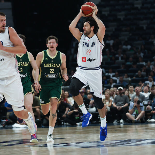 SRBIJA NE MOŽE BEZ BOGDANOVIĆA: Peti Mils održao čas košarke, opomena pred drim-tim