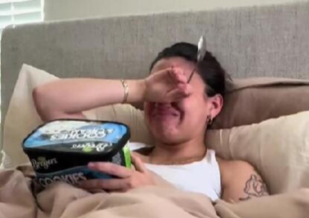 "ĐUBRETARI DOLAZE U OSAM" Bosanka uhvatila muža sa drugom za rođendan, preklinjao je da se ne razvode, a onda...