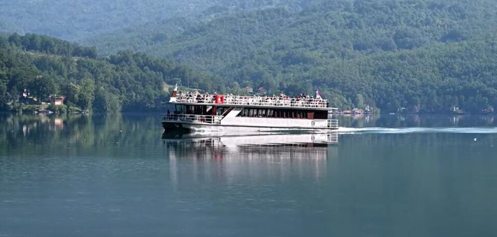 Jezero Perućac, Perućac