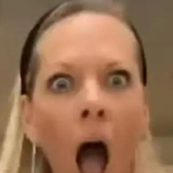 Snimala je video na Tik Toku a onda je širom otvorila usta: Ćerkica joj je upala u kadar i izblamirala je za života