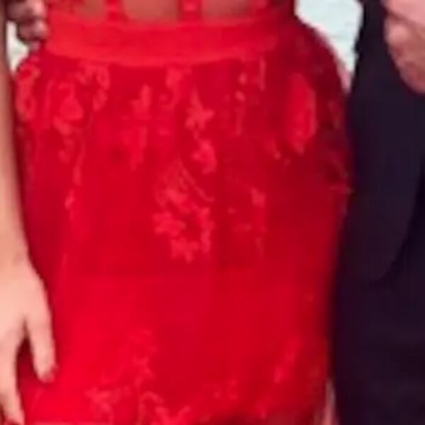 Vrela plavuša došla na svadbu skoro gola, mlada poludela: Isplivale slike, nisu za mlađe od 18 godina (FOTO)