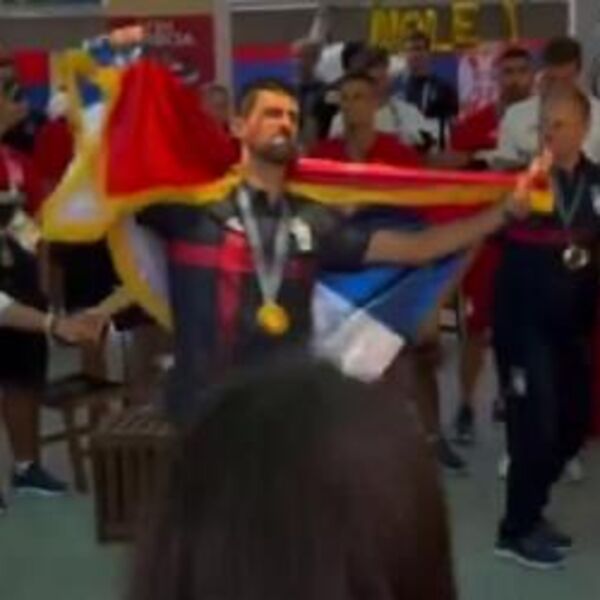 Najjači narod: Đoković stigao u olimpijsko selo, usledila je srpska fešta!