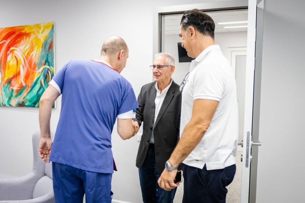 Čuveni španski hirurg ponovo operiše u Srbiji: Dr Ventura će obaviti minimum 3 komplikovane intervencije