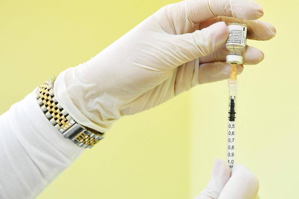 Ruska medicina napravila revolucionarni korak: Odobrene vakcine protiv raka