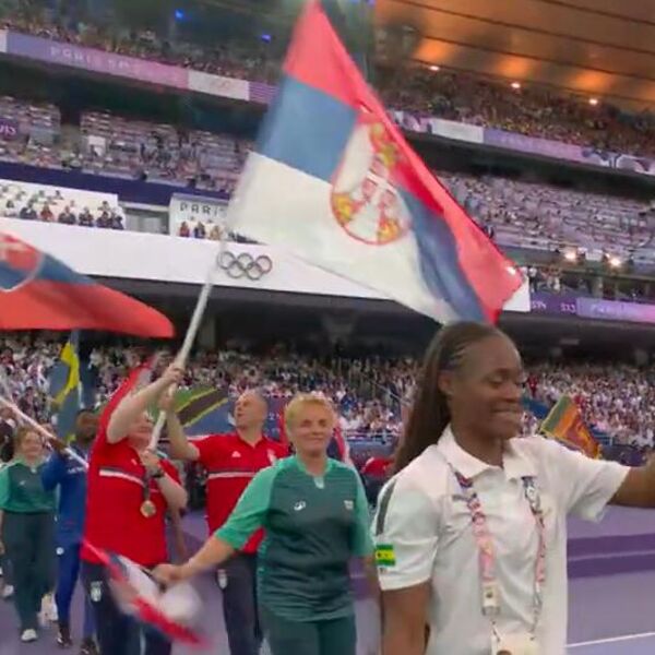 Zorana i Damir nosili zastavu Srbije - zatvorene OI u Parizu!