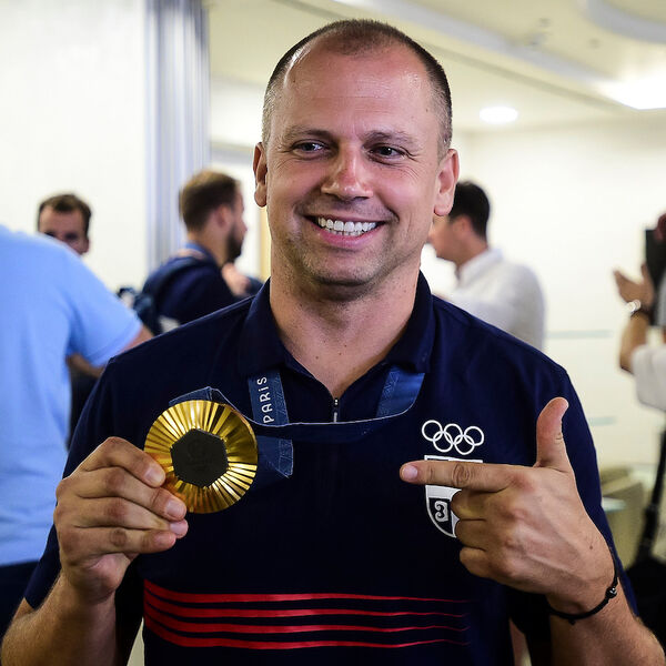 Zlatni Mikec se vratio u Beograd, pa ''zapalio'' Srbiju!