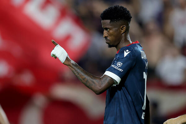 Piter Olajinka posle rastanka sa Crvenom zvezdom već ima dve ponude (Foto)