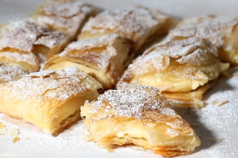 Grkinje samo ovako prave slatku pitu: Naše domaćice ne znaju za originalni recept - osvežavajuće, a prelako!