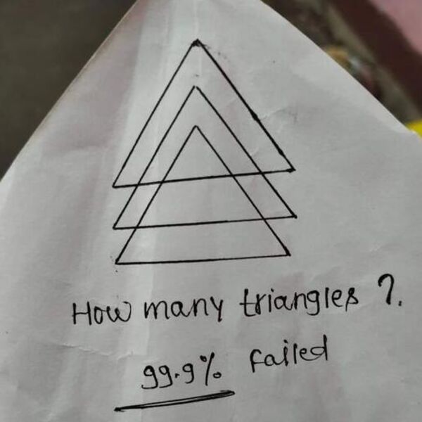 Samo najinteligentniji mogu da prebroje sve trouglove na slici: Deluje lako, a ustvari retko ko uspe (FOTO)