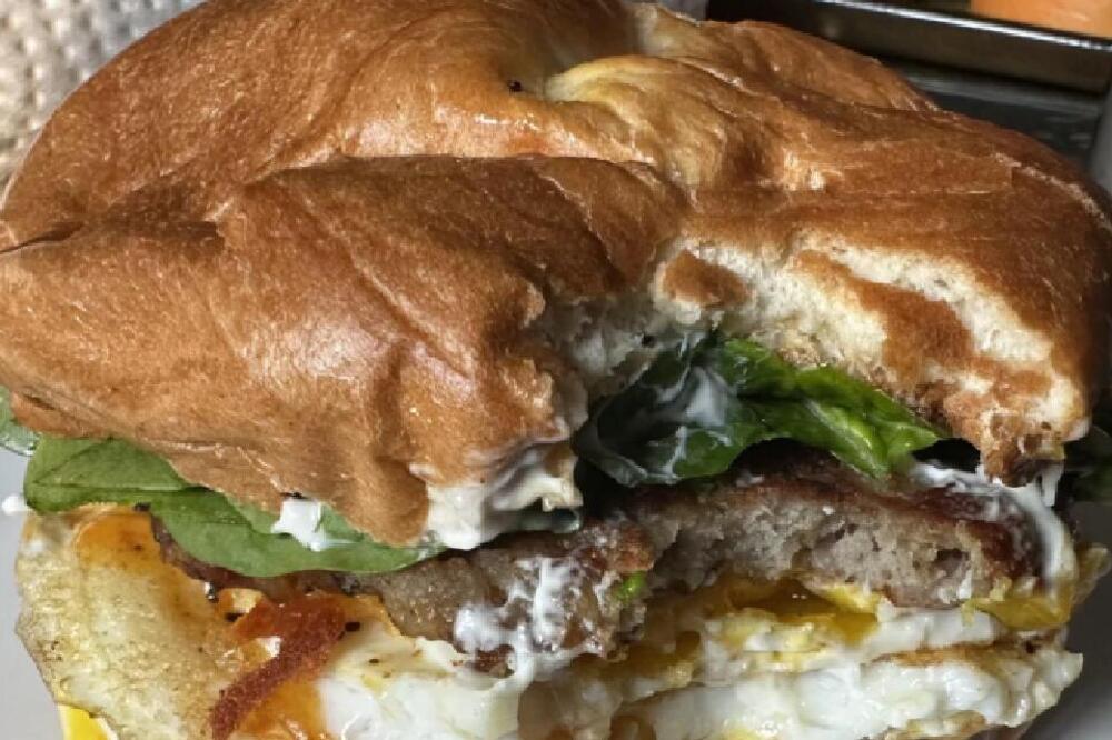 Nude platu 120.000 i ugovor za stalno, a posao je jednostavan! Imaju pogodnosti i samo 1 uslov