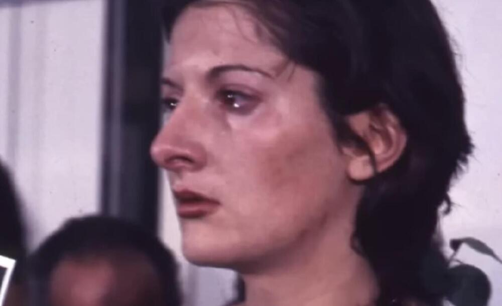 "GOLI SMO SE UDARALI": Marina (79) otkrila kako joj izgleda INTIMNI ODNOS sa 21 godinu mlađim! Detaljno opisala