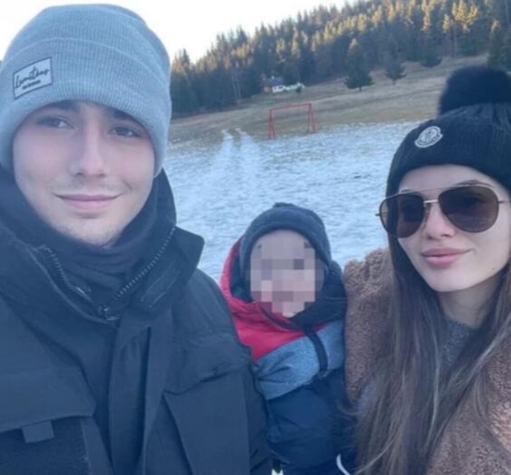 Luka sa devojkom i sinom