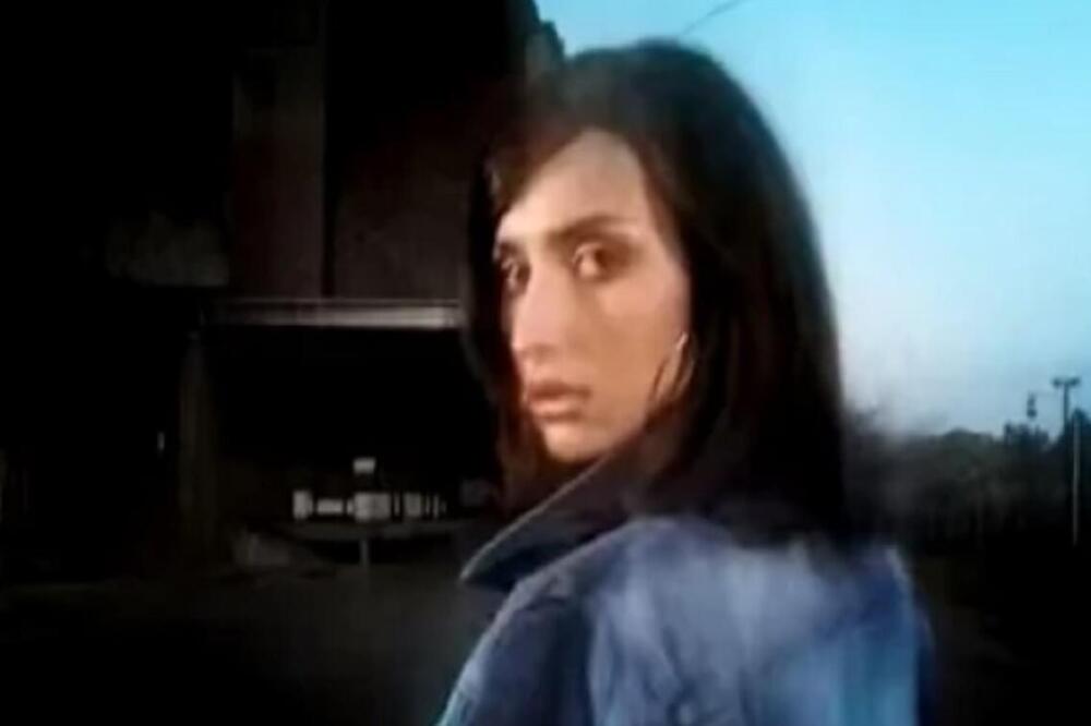 Zategnuta kao praćka, na sebi nema ni gram sala: Evo šta tačno jede naša čuvena pevačica, šokiraćete se na 1 stvar