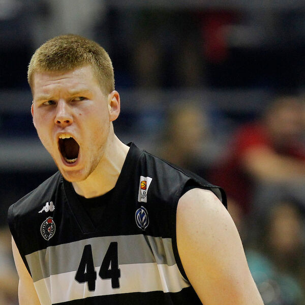 Davis Bertans i Partizan?