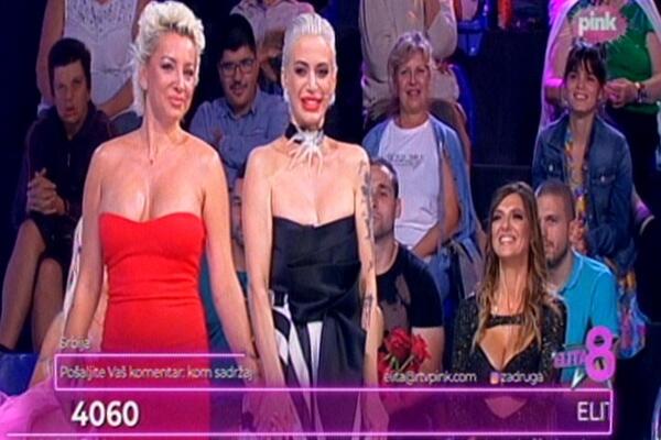 Svi se zgražavaju nad snimkom! Mortus pijana se valjala po ulici, pa legla na travnjak, došla i Hitna