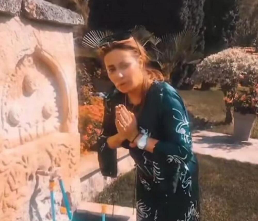 JAVNOST OSTALA U ŠOKU KAD JE ČULA ZA NJIHOVE TESTAMENTE! 2 žene bile PRINUĐENE na njih - JEDNA MISLILA DA UMIRE