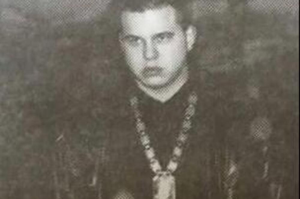 Izrešetan sa kišom metaka, nikad se nije potukao, kad su čuli ko mu je otac... U samici ostao sam, pa ga...