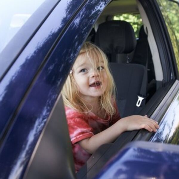 Šta je Batenova bolest? Umire od demencije - imala (3) temperaturu, a sad čekaju da prestane da HODA, VIDI I...