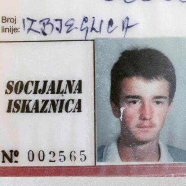 KAO IZBEGLICA JE OTIŠAO IZ REPUBLIKE SRPSKE, A DANAS JE TEŽAK MILIONE I MILIONE: Znate li ko je na slici? (FOTO)