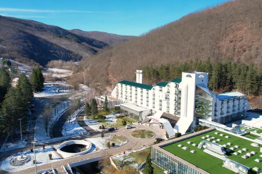 Ova banja pruža spokoj i mir: Omljena je teniserima, vazduh je čist, a noćenje se može naći za samo 2.500 dinara