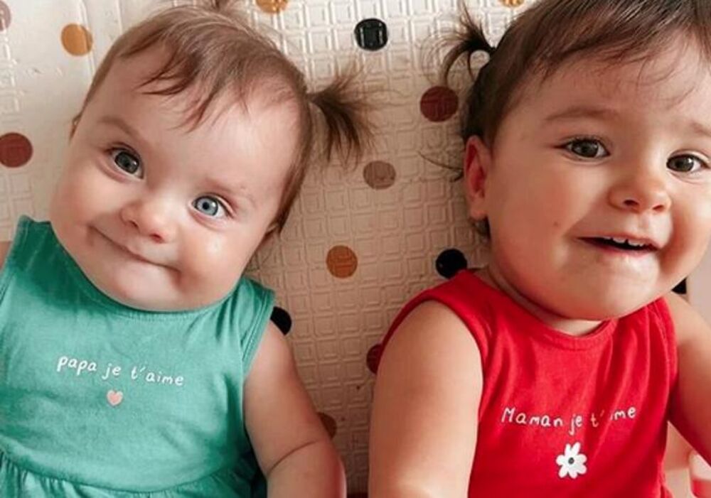 Beba sa različitom bojom očiju