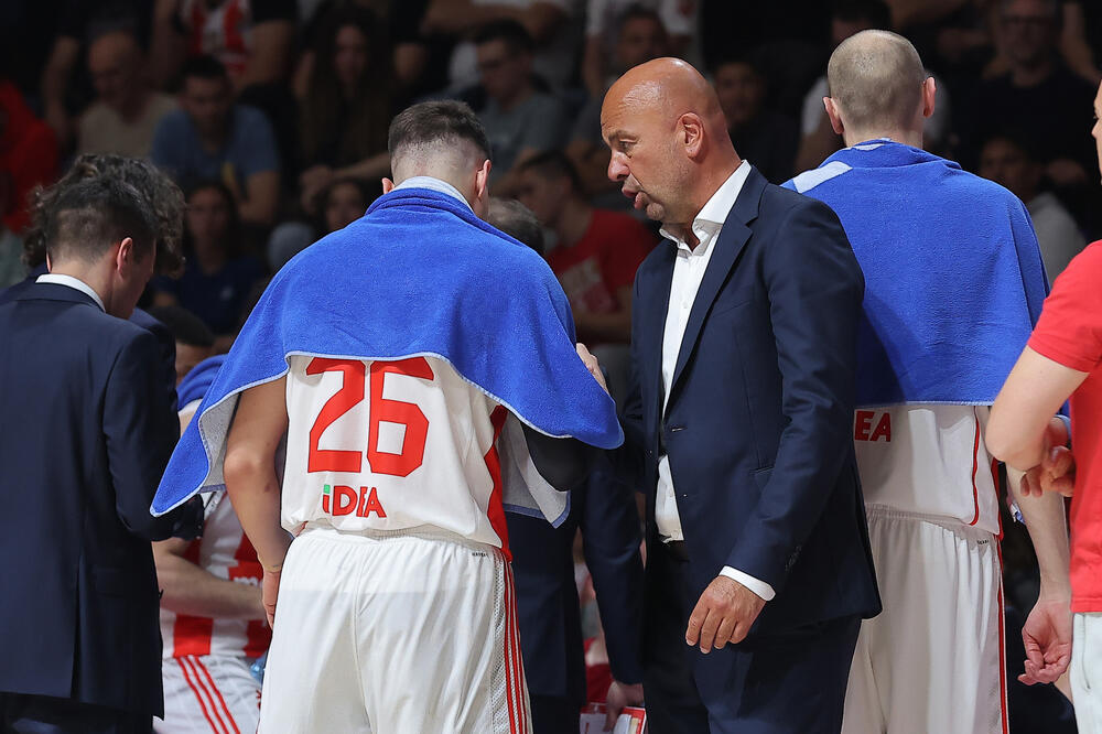 Preminula majka Nebojše Ilića...