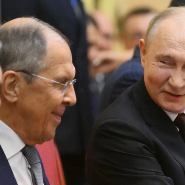 TO JE SUŠTA SUPROTNOST ONOGA ŠTO SU SE TRAMP I PUTIN DOGOVORILI! Lavrov zagrmeo iz sveg glasa, zatresla se planeta!